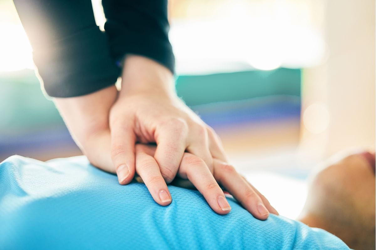 First Critical Minutes of cardiac arrest situation First Critical Minutes of cardiac arrest situation